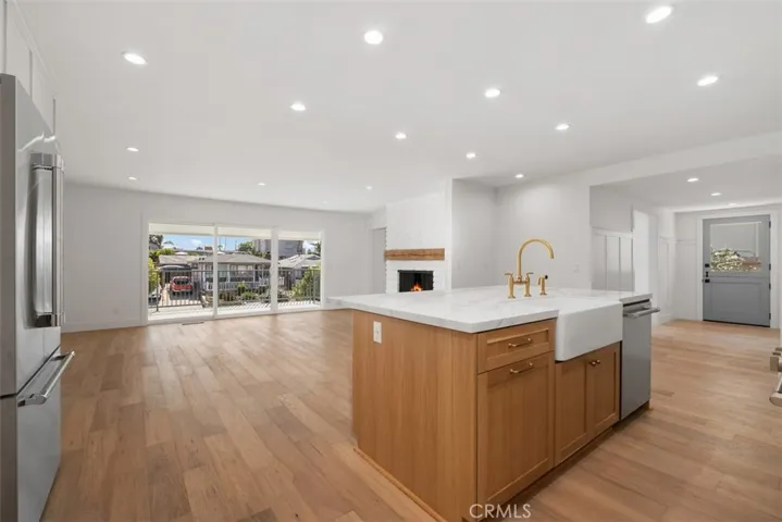 122 W Avenida Valencia, San Clemente, California 92672