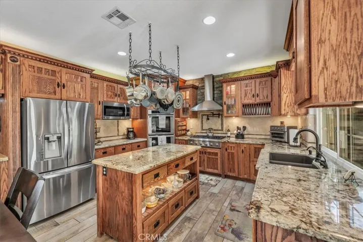 24681 Lincoln Avenue, Murrieta, California 92562