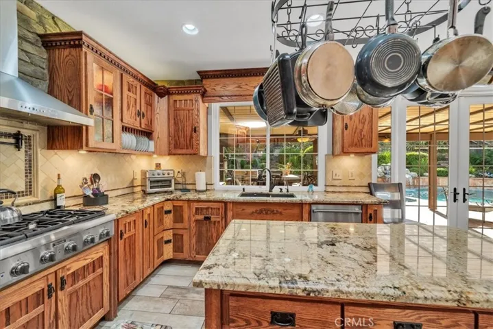 24681 Lincoln Avenue, Murrieta, California 92562