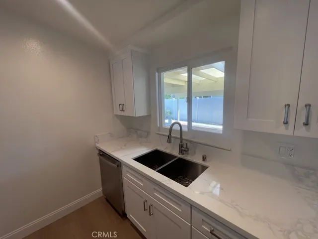 1654 Samar Place, Costa Mesa, California 92626