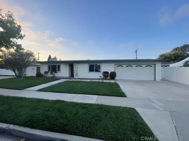 1654 Samar Place, Costa Mesa, California 92626