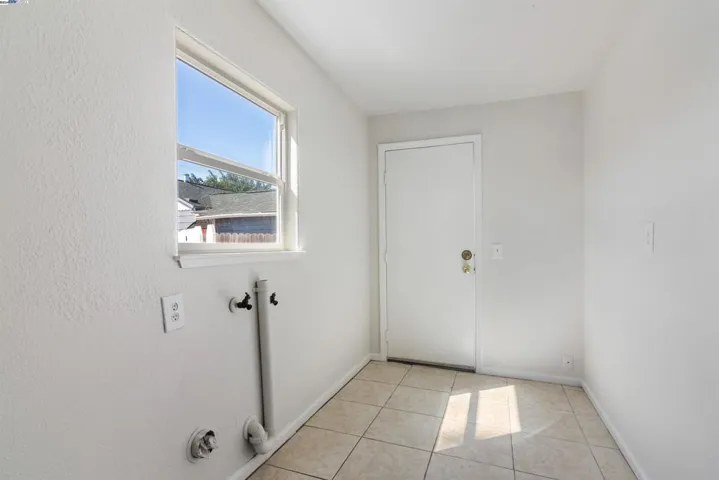 2408 D Street, Antioch, California 94509