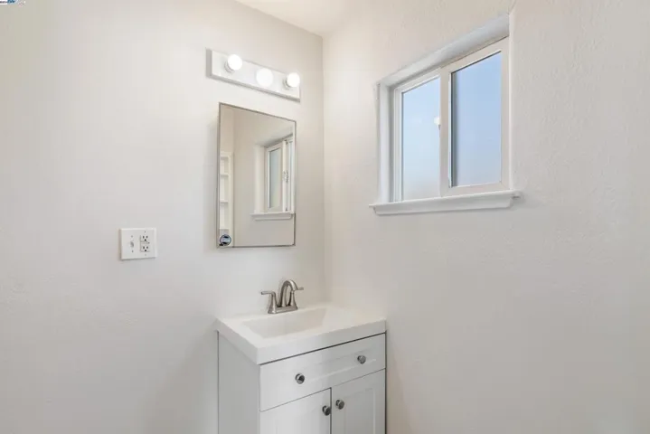 2408 D Street, Antioch, California 94509