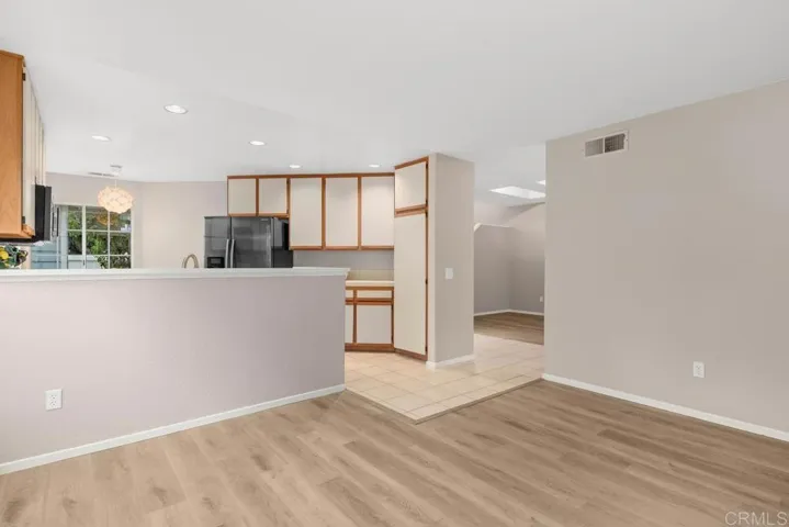 6735 Xana Way, Carlsbad, California 92009