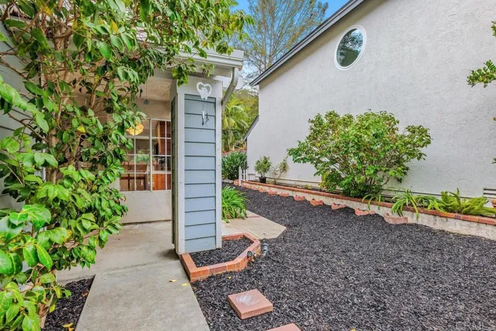 6735 Xana Way, Carlsbad, California 92009