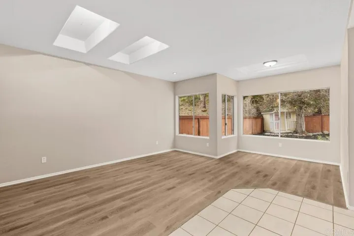 6735 Xana Way, Carlsbad, California 92009