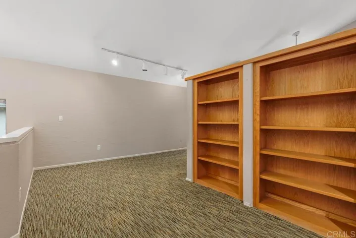 6735 Xana Way, Carlsbad, California 92009