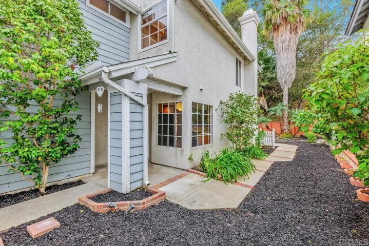 6735 Xana Way, Carlsbad, California 92009