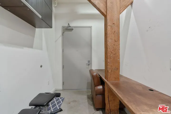 527 Molino Street 125, Los Angeles, California 90013