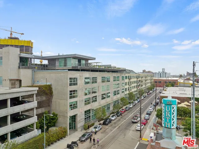 527 Molino Street 125, Los Angeles, California 90013