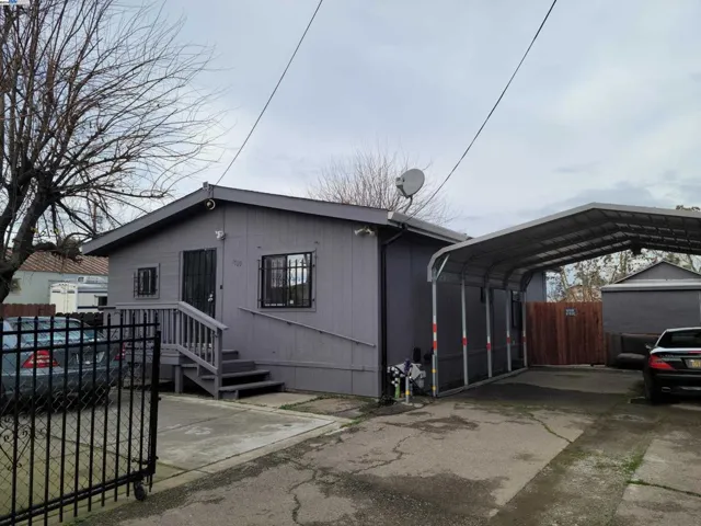 1789 W Sonora St, Stockton, California 95203
