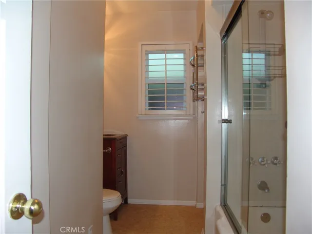 Bathtub and shower