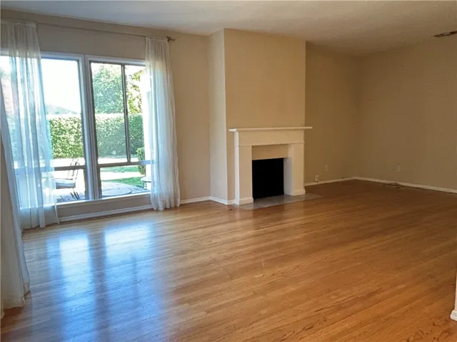 5450 Burnet Avenue, Sherman Oaks, California 91411