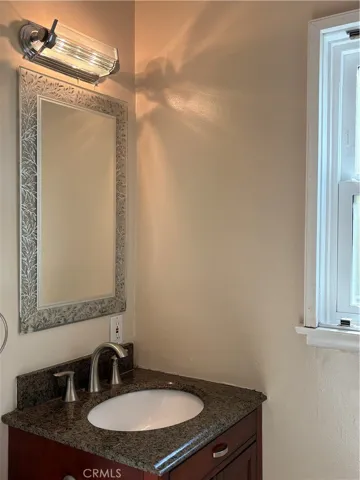 Hall bath detail