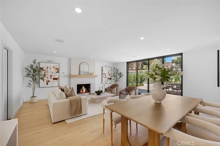 418 E 16th Street, Costa Mesa, California 92627