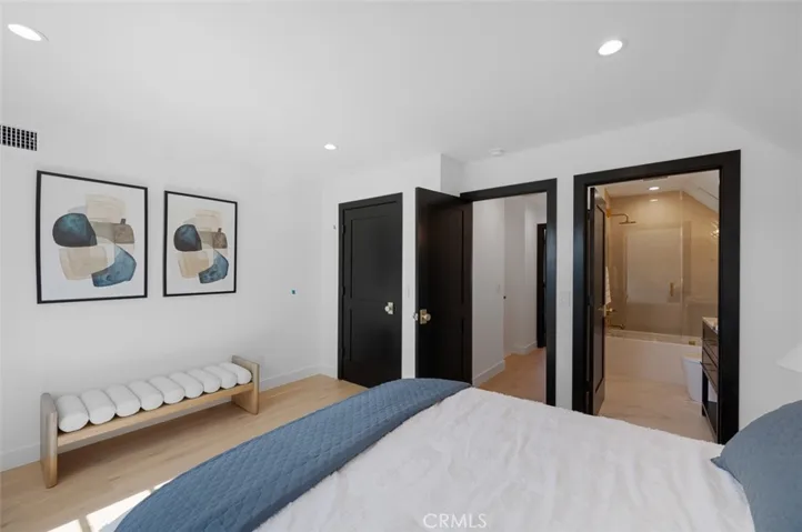 418 E 16th Street, Costa Mesa, California 92627