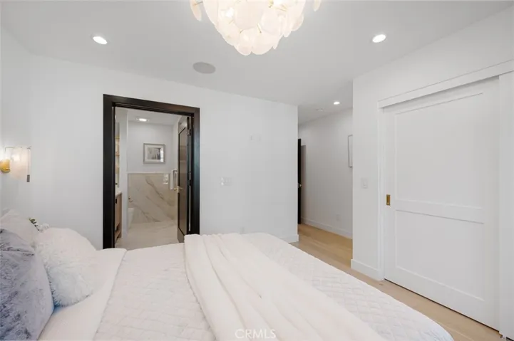 418 E 16th Street, Costa Mesa, California 92627