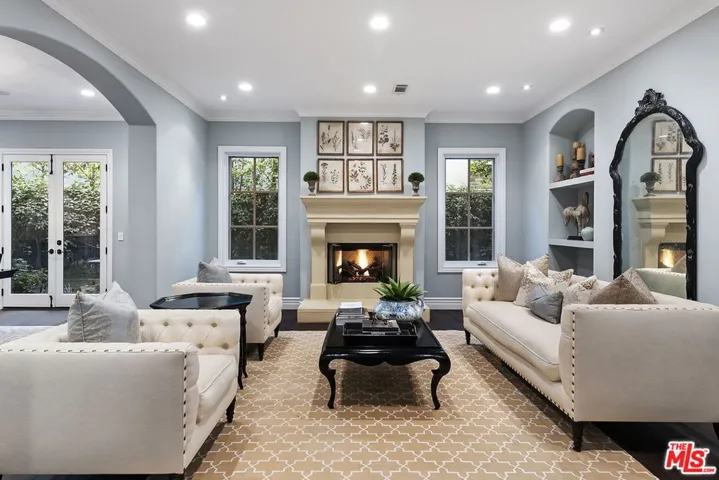 1942 Westholme Avenue, Los Angeles, California 90025