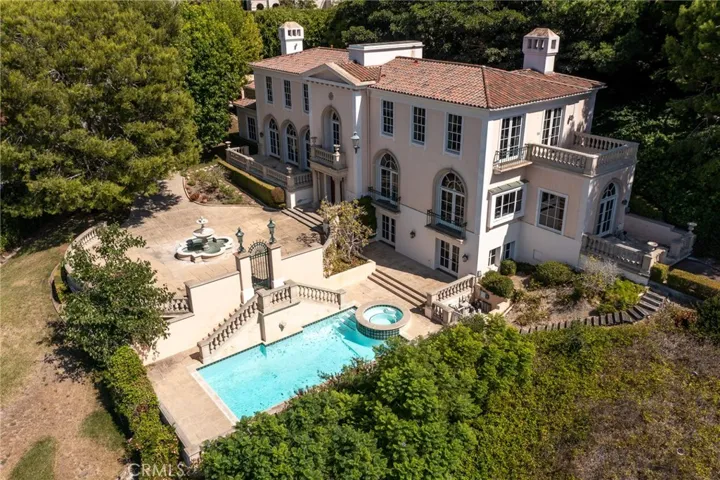 2736 Via Victoria, Palos Verdes Estates, California 90274