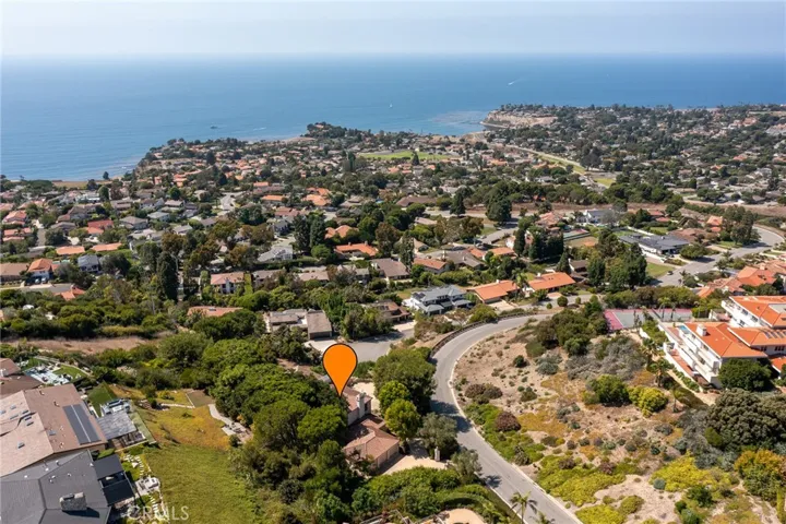 2736 Via Victoria, Palos Verdes Estates, California 90274