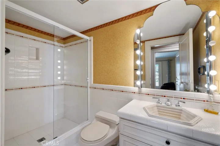 2736 Via Victoria, Palos Verdes Estates, California 90274