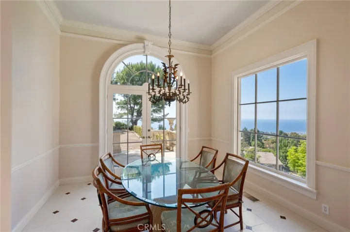 2736 Via Victoria, Palos Verdes Estates, California 90274