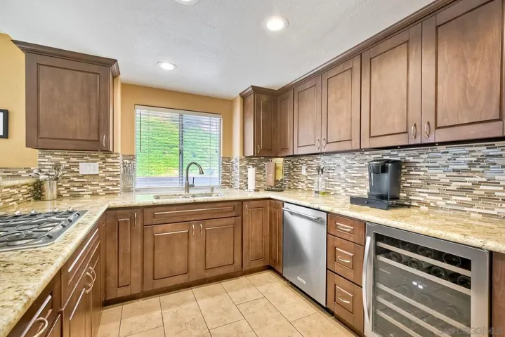 15763 Quiet Valley Lane, Poway, California 92064