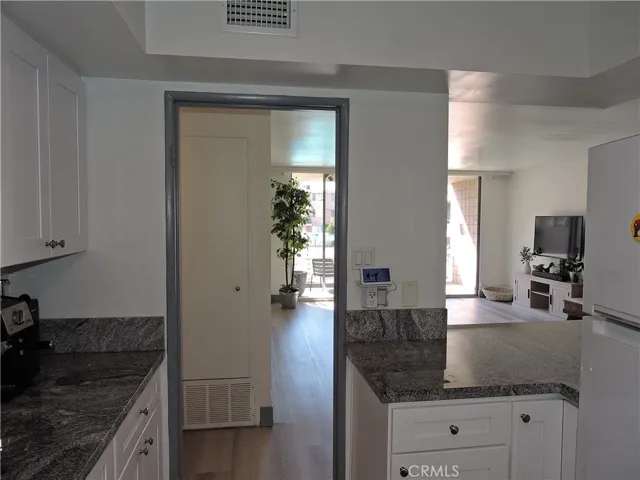 6979 Palm Court 208b, Riverside, California 92506