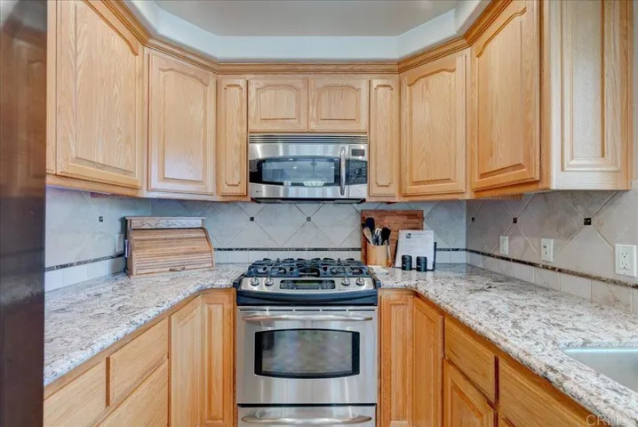1010 7th Street, Ramona, California 92065
