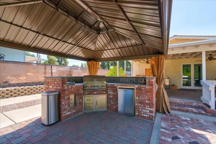 1010 7th Street, Ramona, California 92065