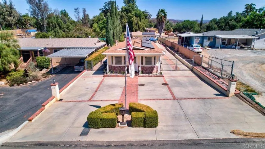 1010 7th Street, Ramona, California 92065