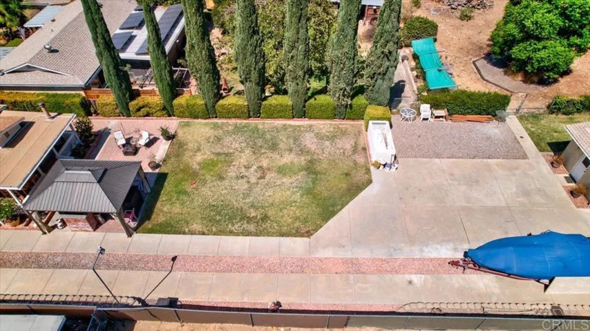 1010 7th Street, Ramona, California 92065