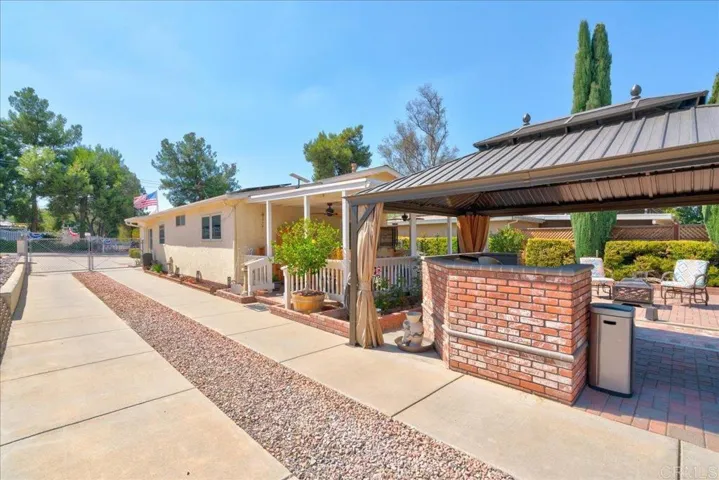 1010 7th Street, Ramona, California 92065