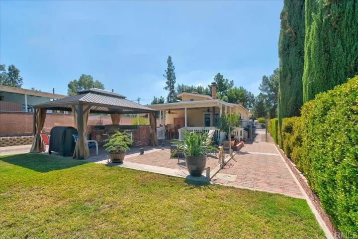 1010 7th Street, Ramona, California 92065