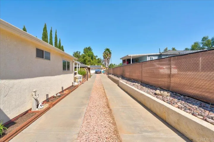 1010 7th Street, Ramona, California 92065
