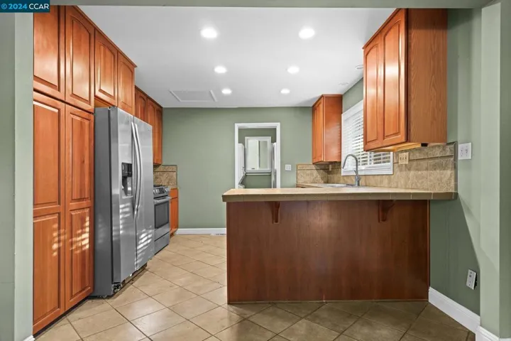2419 Warren Rd, Walnut Creek, California 94595