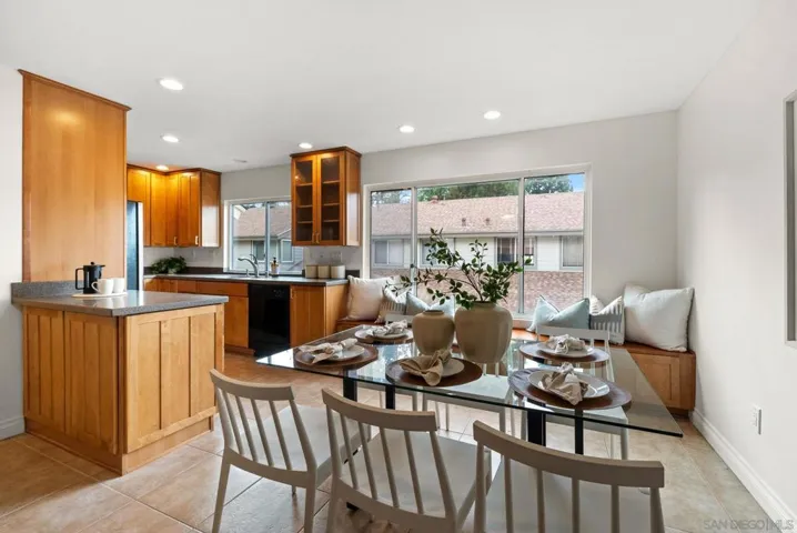 3289 Old Bridgeport Way, San Diego, California 92111
