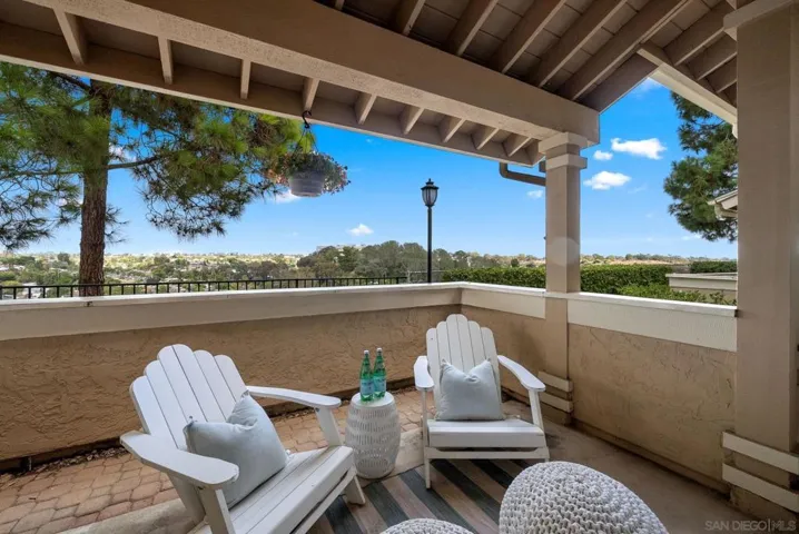 3289 Old Bridgeport Way, San Diego, California 92111