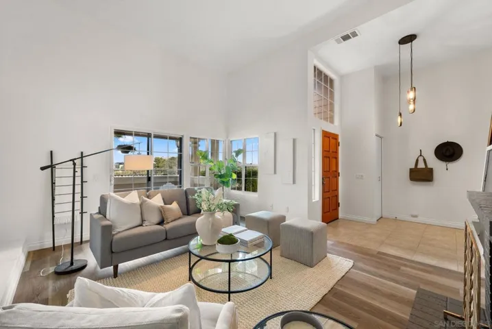 3289 Old Bridgeport Way, San Diego, California 92111