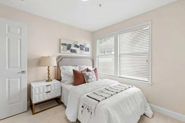 73 Chester Circle, Los Altos, California 94022
