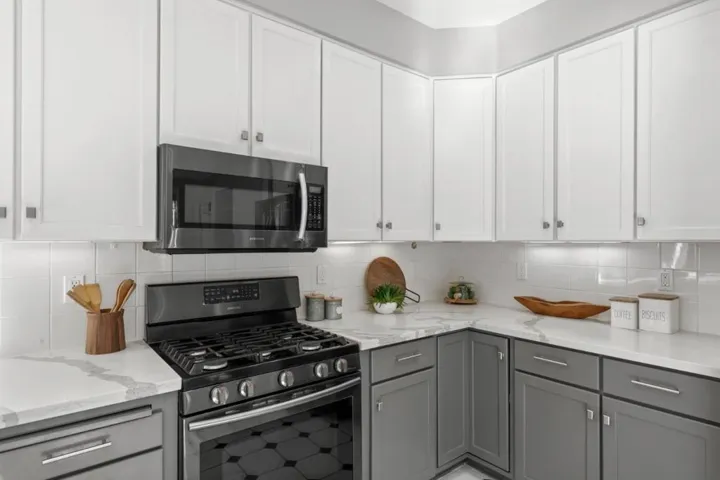 73 Chester Circle, Los Altos, California 94022