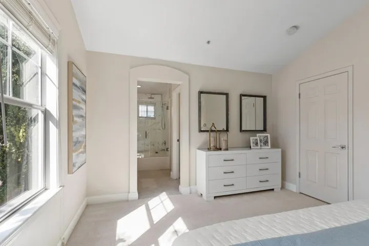 73 Chester Circle, Los Altos, California 94022