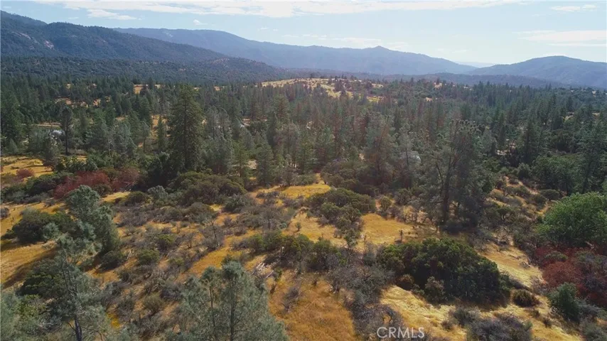 5260 Tip Top Road, Mariposa, California 95338