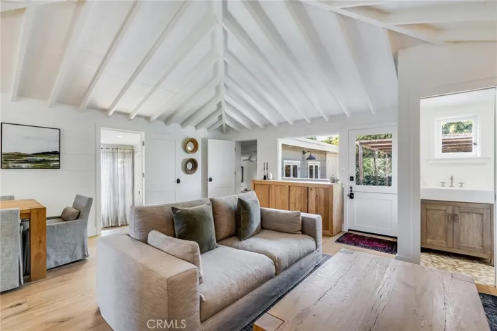 520 Oak Street, Laguna Beach, California 92651