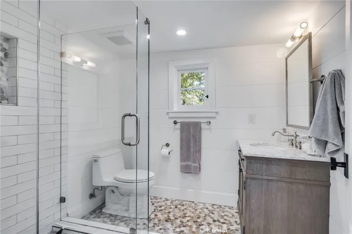 520 Oak Street, Laguna Beach, California 92651