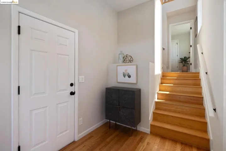 9 Clipper, Oakland, California 94618