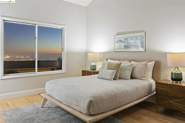 9 Clipper, Oakland, California 94618