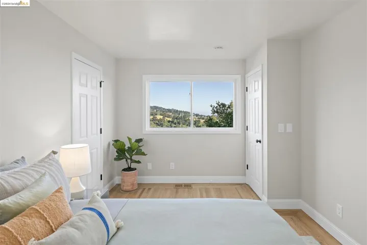 9 Clipper, Oakland, California 94618