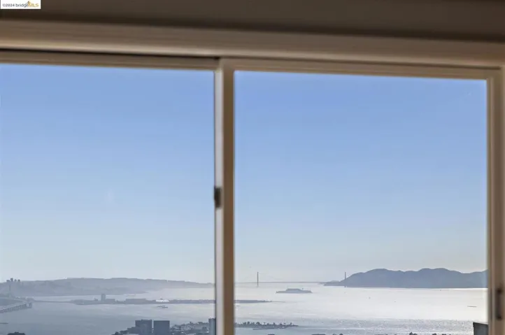 9 Clipper, Oakland, California 94618