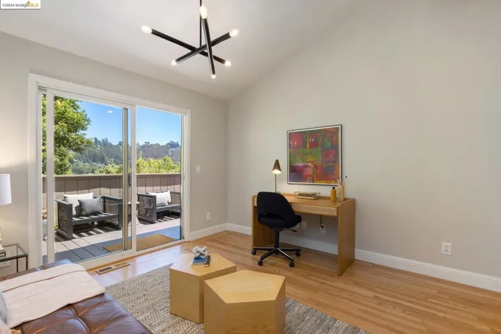 9 Clipper, Oakland, California 94618